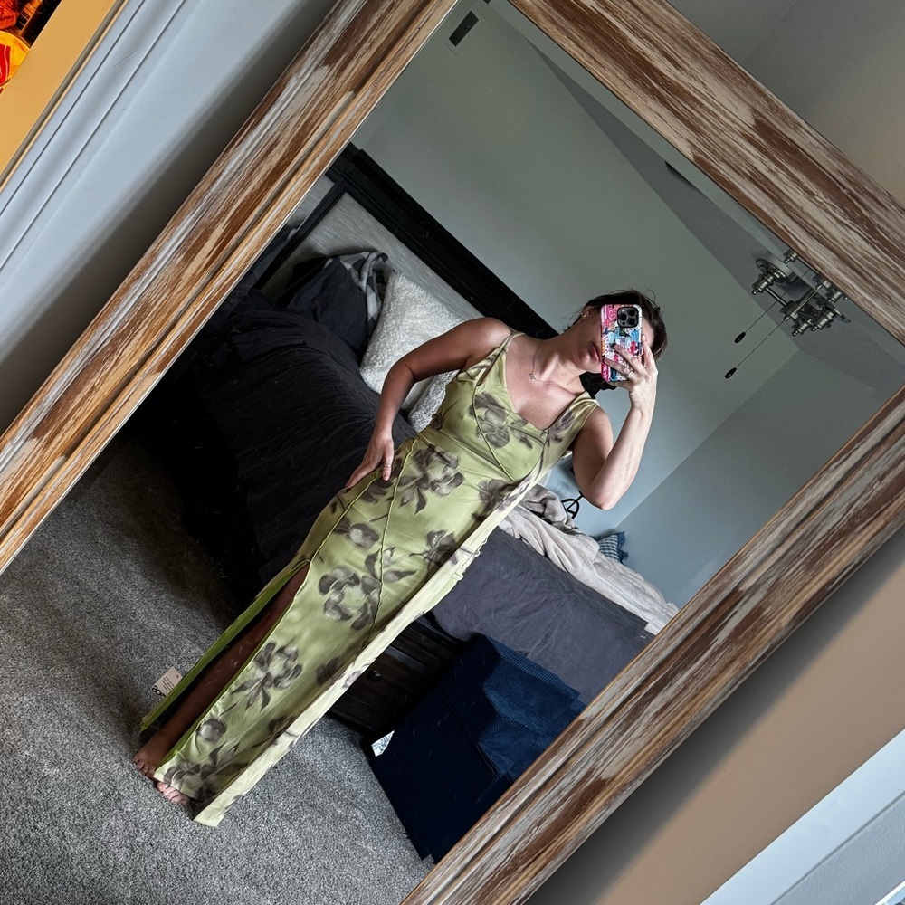 ASOS design green wrap‎ neck detail maxi dress with slit NWT - Picture 5 of 5